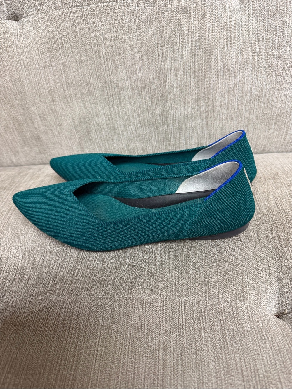 Rothy’s point flat Dark Emerald 8